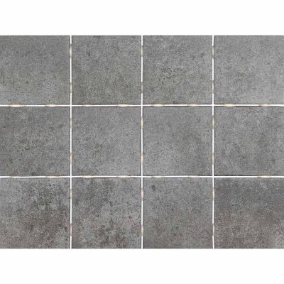 Land Mid Grey